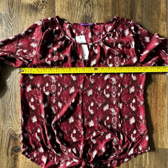 NWT Stitchfix West Kei Lightweighth Long Sleeve Top Size Small Blouse - Picture 8 of 13